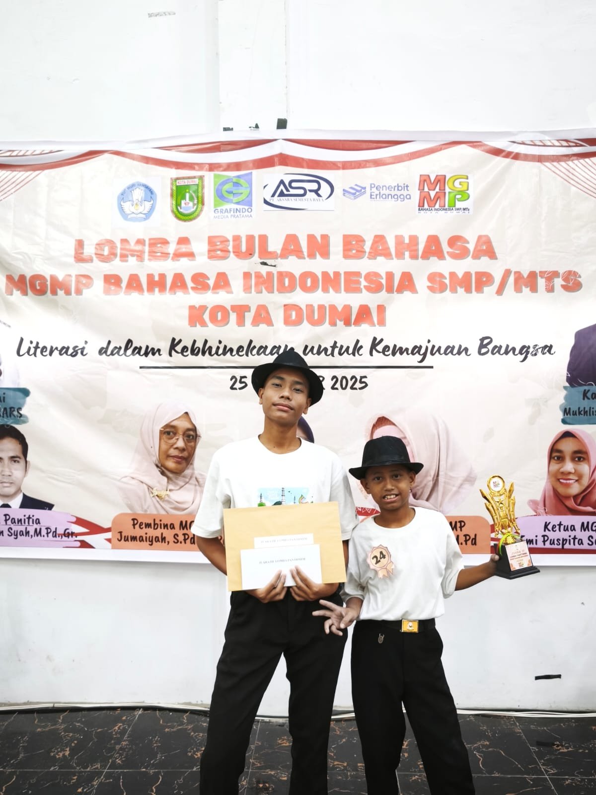 LOMBA PANTOMIM BULAN BAHASA (MGMP BAHASA INDONESIA)