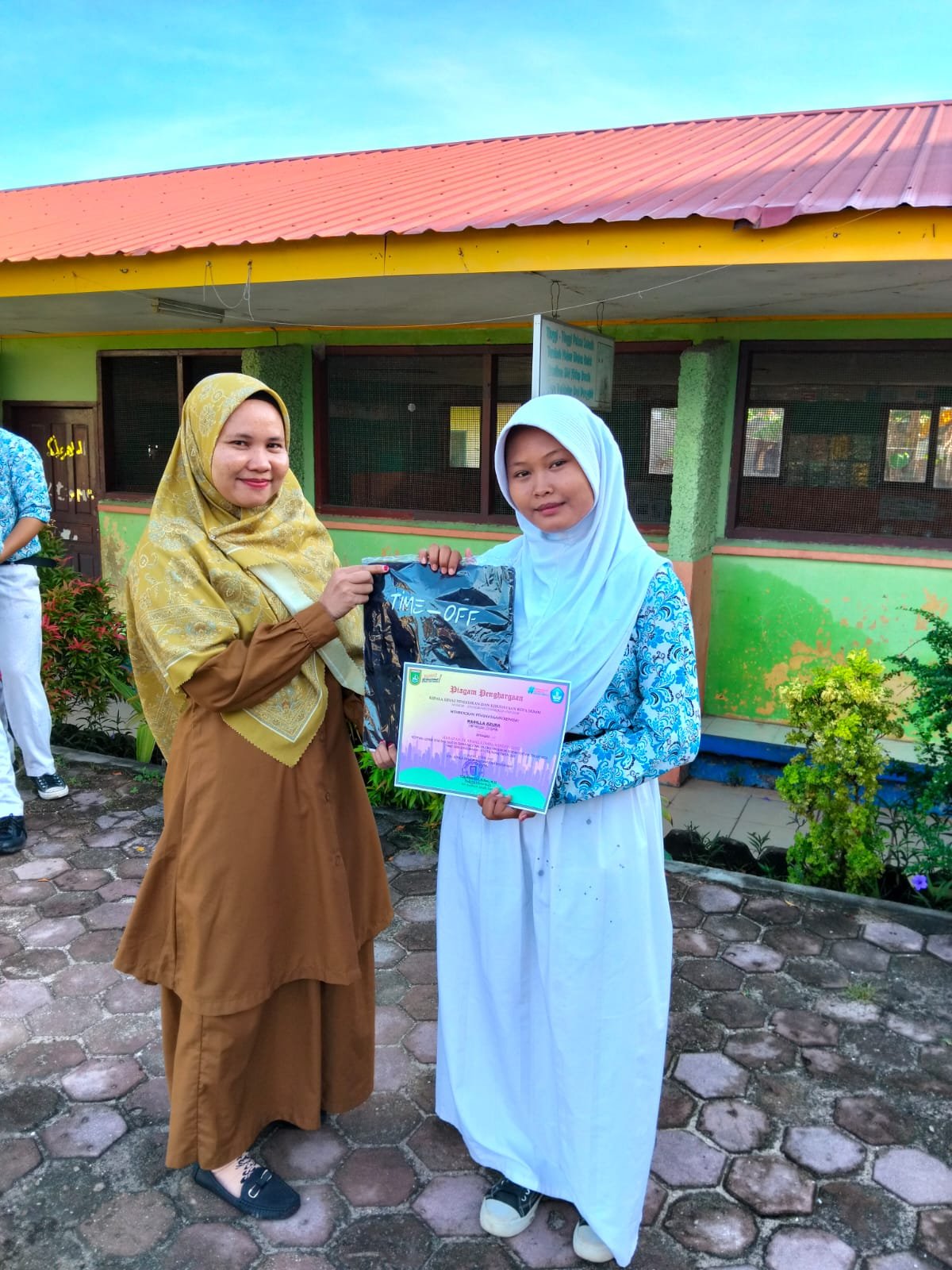 FLS3N MENDONGENG