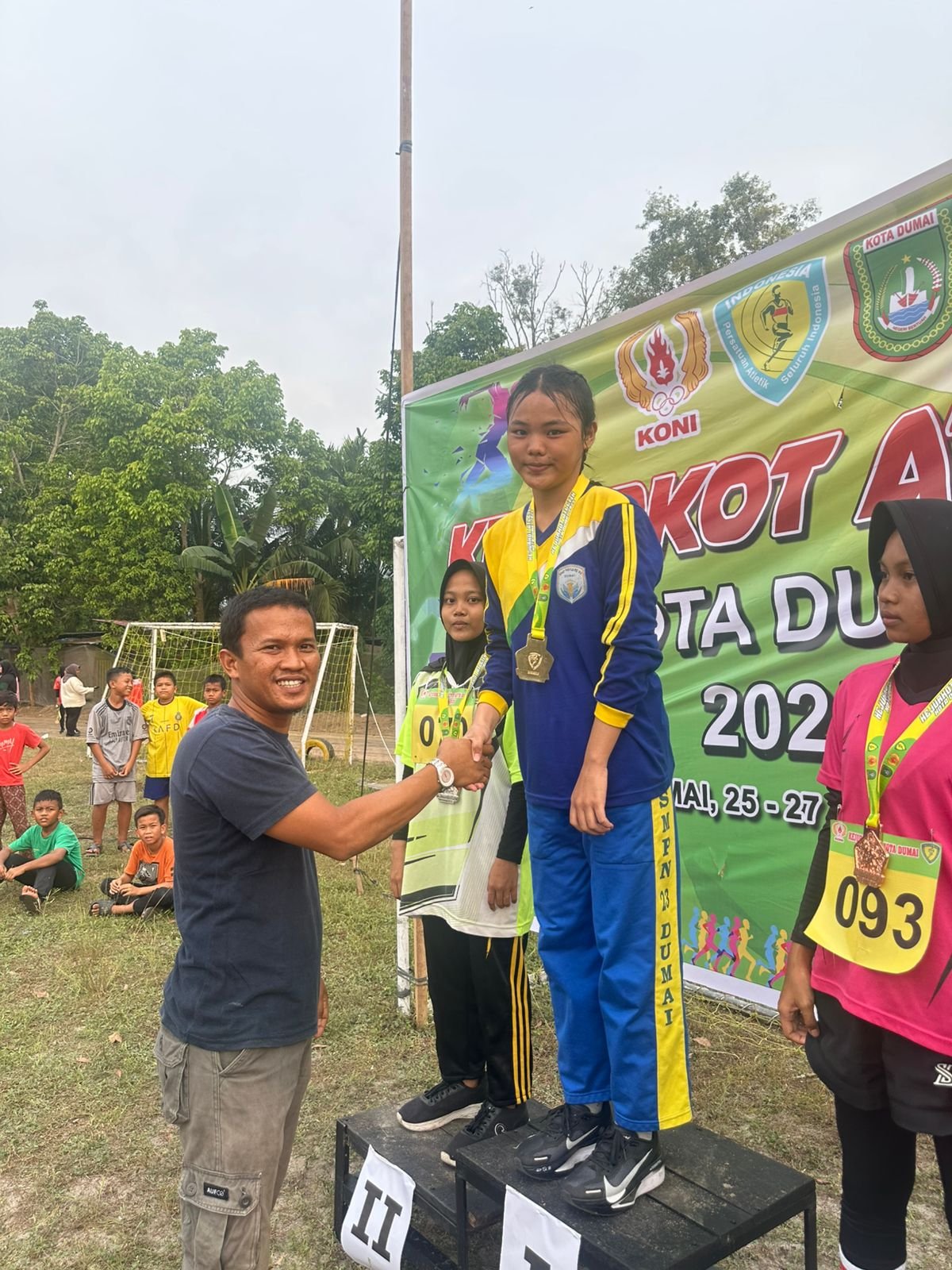 LOMBA KEJURKOT ATLETIK (LARI 800)